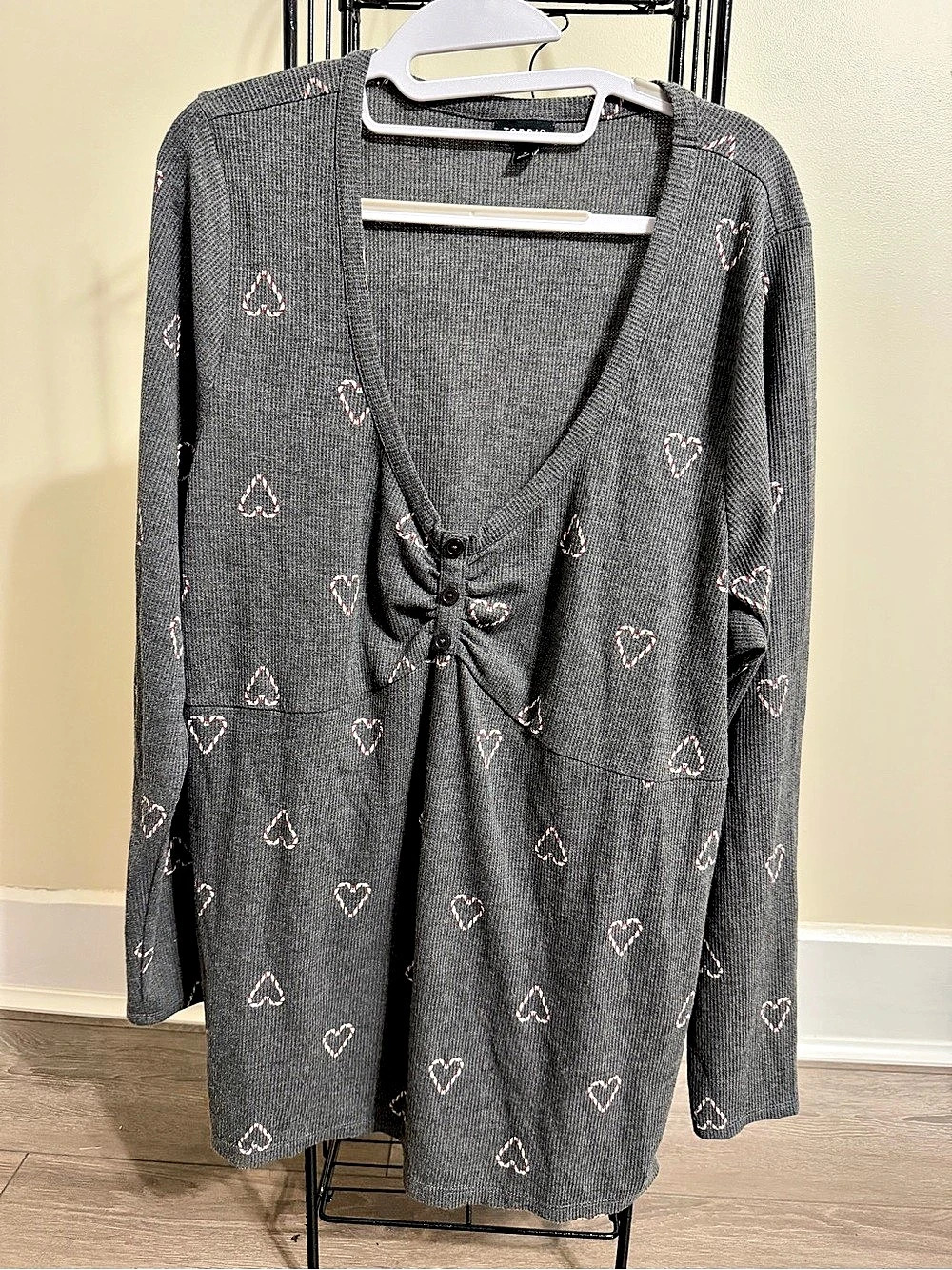 Torrid Candy Cane Heart Waffle Knit Henley Thermal Top Gray Size 3